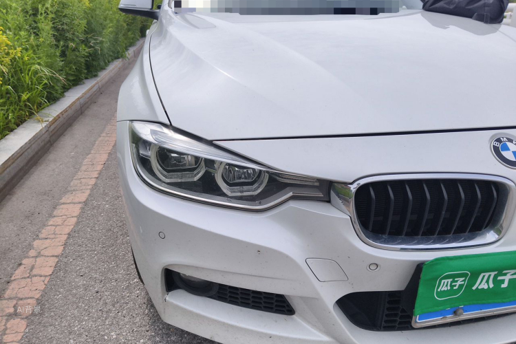 BMW 3 Series 2017 #8 BMW 3 Series 2017 car image #8
