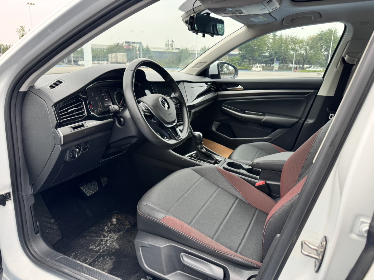 Volkswagen Bora 2021 immagine di auto #10