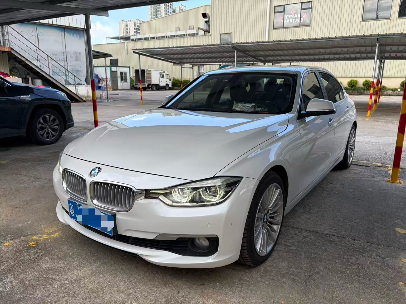 BMW 3 Series 2018 car image 