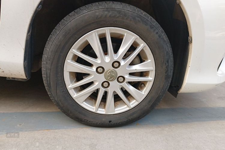 Toyota Vios 2015 car image #9