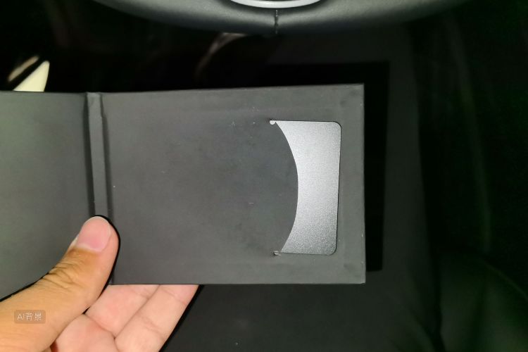 Tesla Model Y 2022 car image #10
