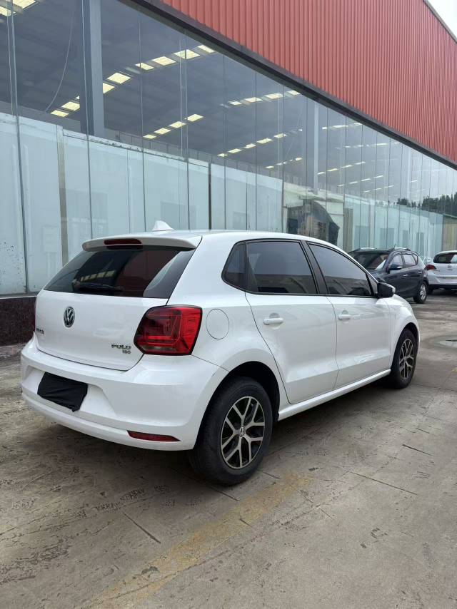 Volkswagen Polo 2019 car image #4