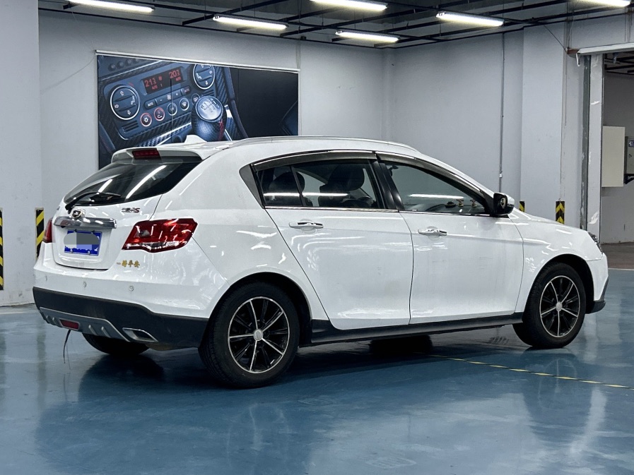 GEELY Emgrand 2016 immagine di auto #6