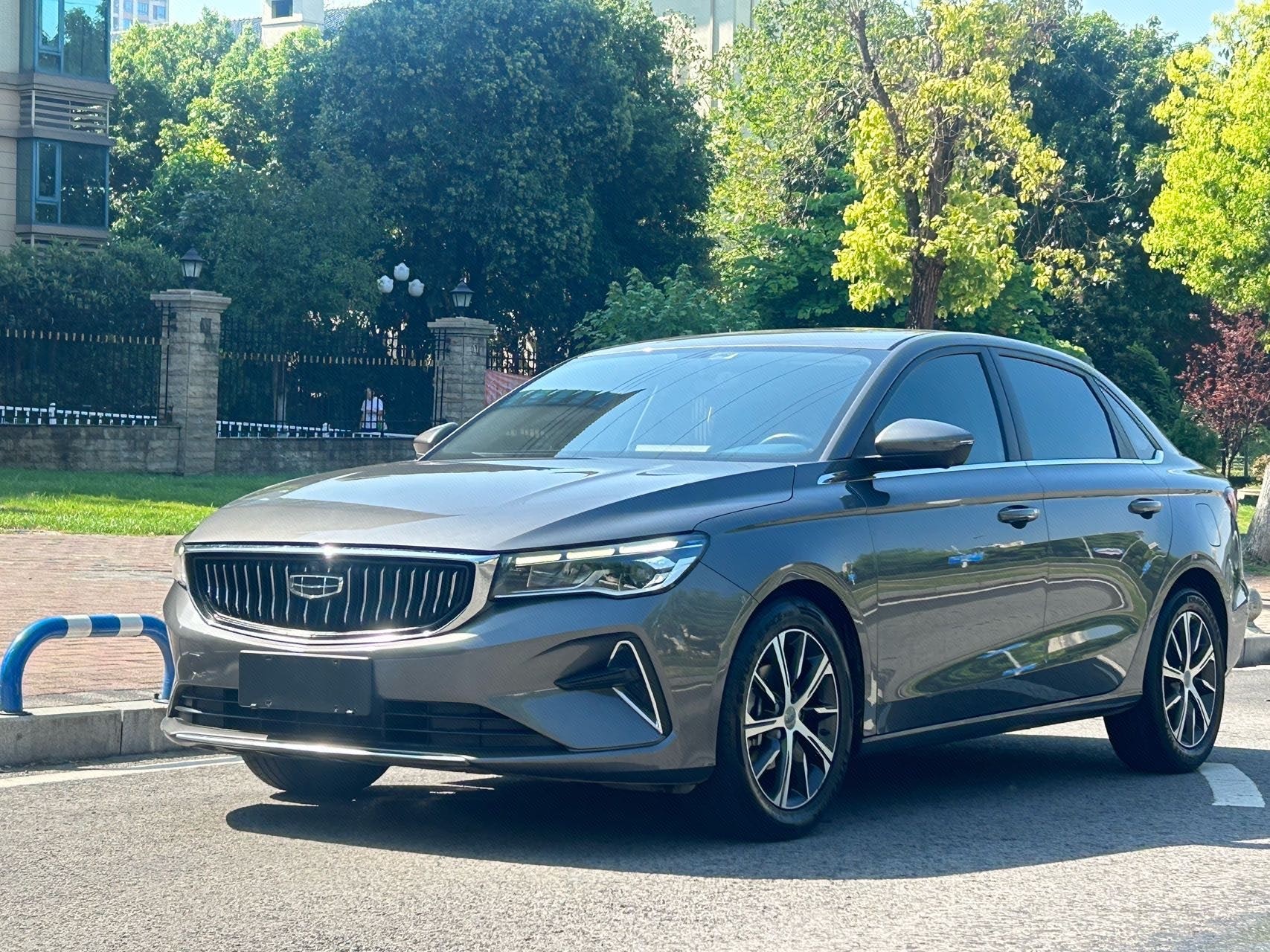 GEELY Emgrand 2022 GEELY Emgrand 2022 car image