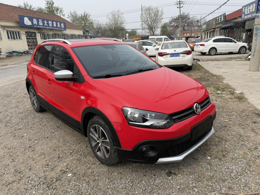 Volkswagen Polo 2012 car image #3