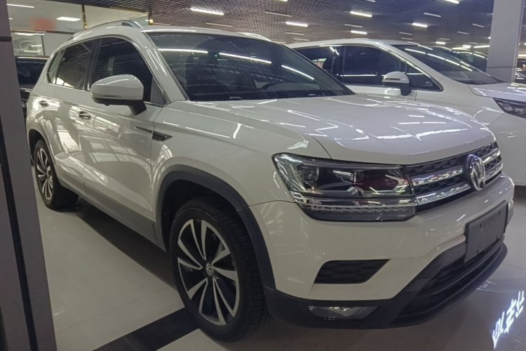 Volkswagen Tharu 2019 #6 Volkswagen Tharu 2019 car image #6