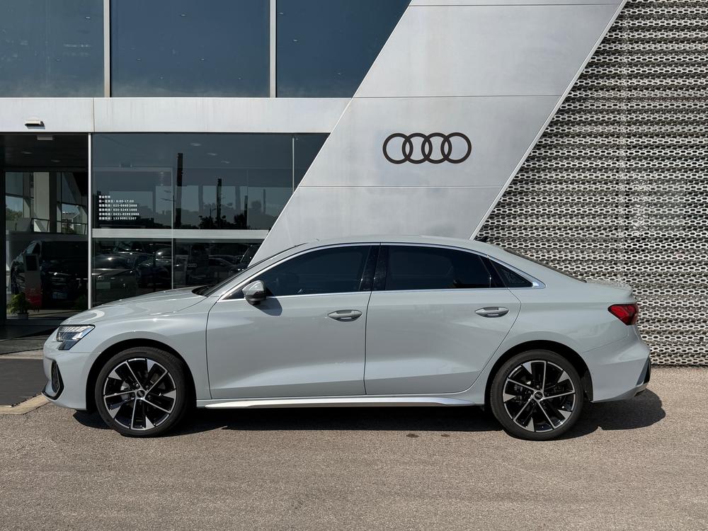 Audi A3 2025 #3 Audi A3 2025 car image #3