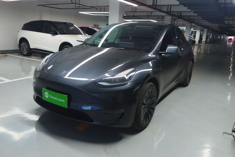 Tesla Model Y 2024 #2 Tesla Model Y 2024 immagine di auto #2