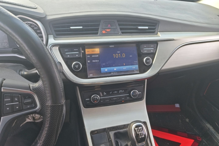 GEELY Emgrand GL 2017 car image #15