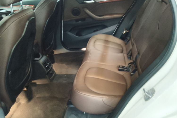 BMW X1 2018 #13 BMW X1 2018 car image #13