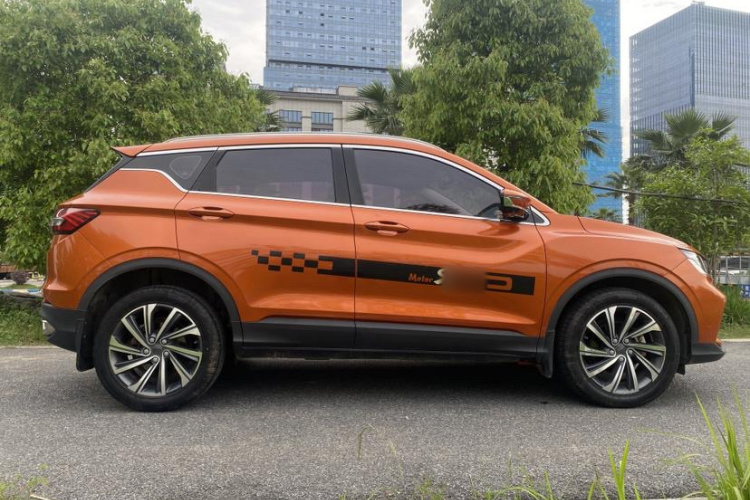 GEELY Coolray 2019 car image #5