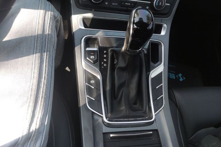 GEELY Emgrand 2021 #18 GEELY Emgrand 2021 image de voiture #18