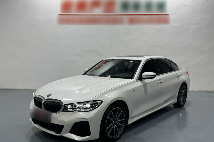 BMW 3 Series 2021 #2 BMW 3 Series 2021 car image #2