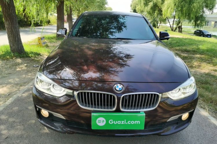 BMW 3 Series 2018 #3 BMW 3 Series 2018 car image #3