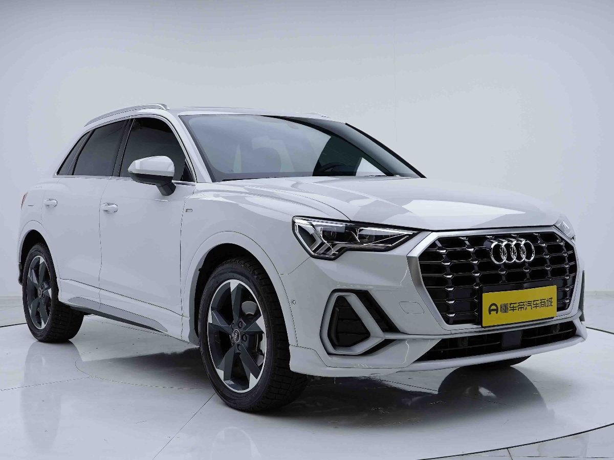 Audi Q3 2022 #2 Audi Q3 2022 car image #2