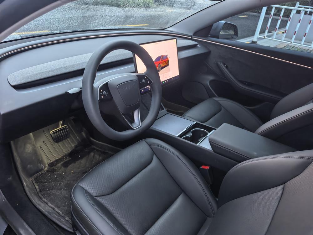 Tesla Model 3 2025 #8 Tesla Model 3 2025 car image #8
