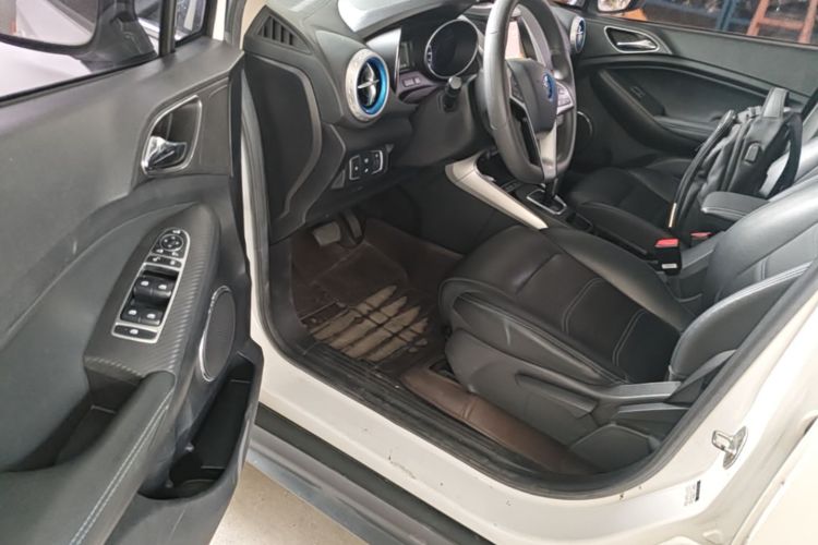 BYD Yuan New Energy 2019 #16 BYD Yuan New Energy 2019 car image #16