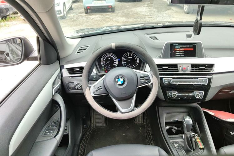 BMW X1 2018 صورة سيارة #11