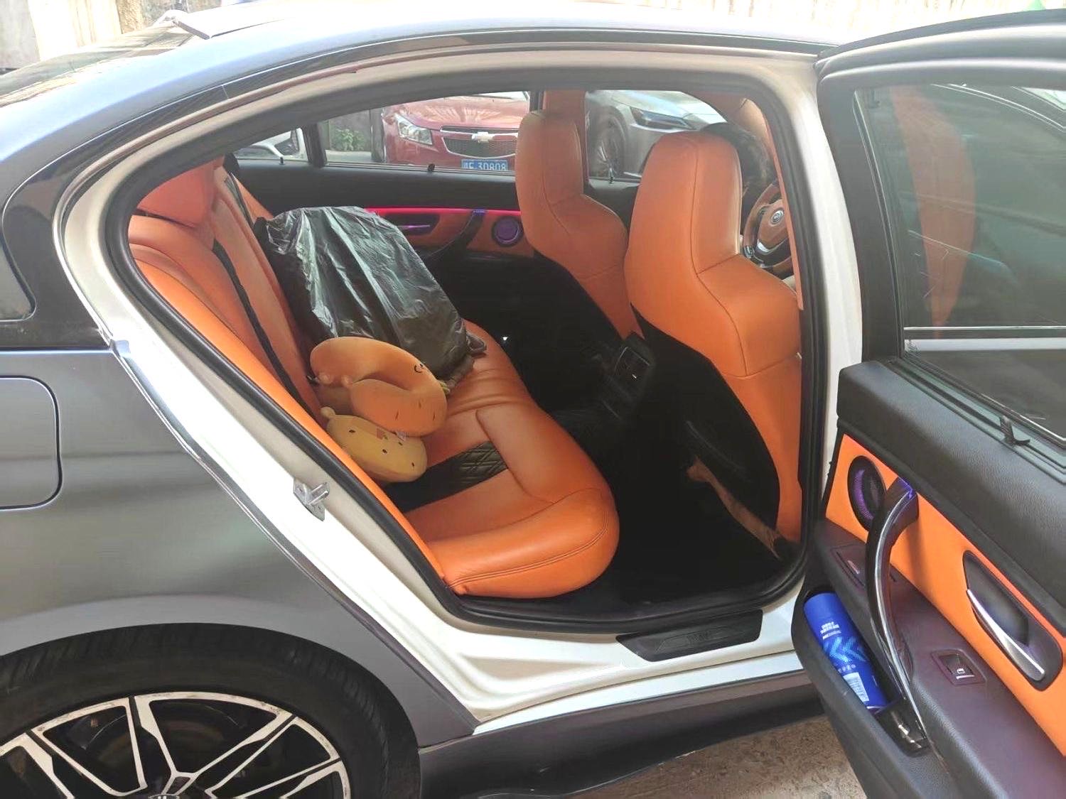 2019 immagine di auto #8