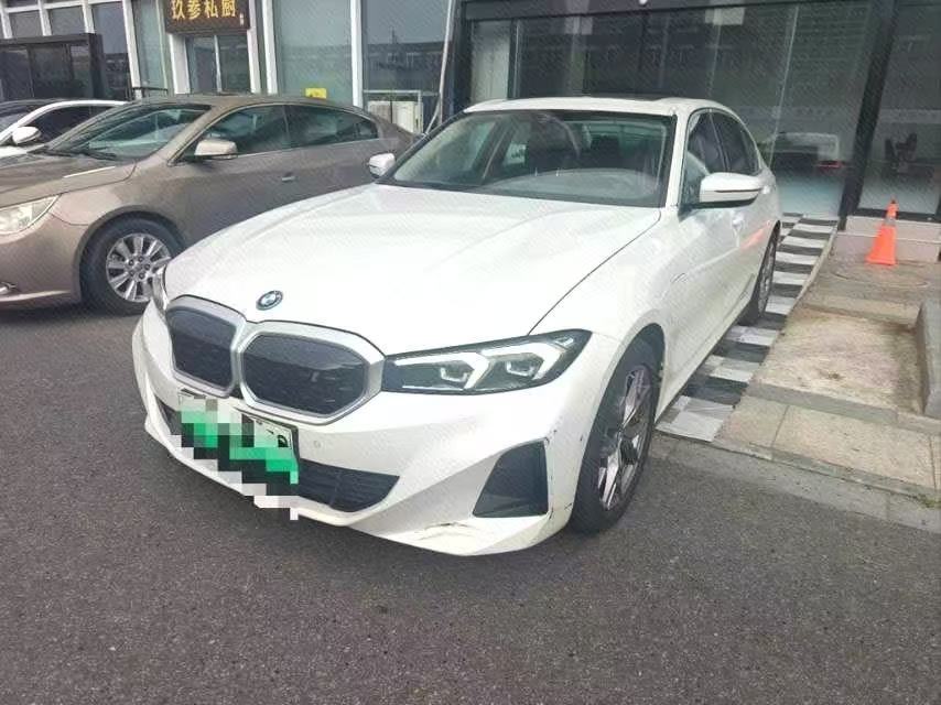 BMW i3 2022 car image 