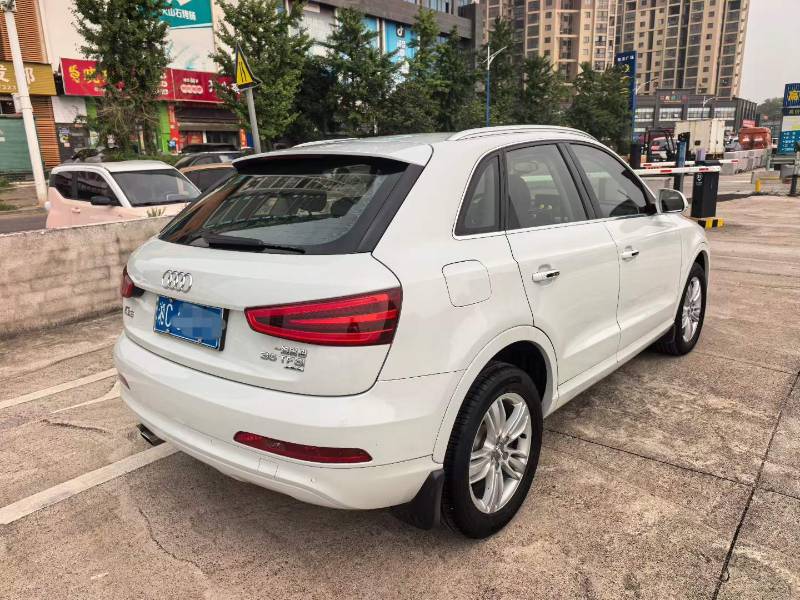 Audi Q3 2014 #9 Audi Q3 2014 car image #9