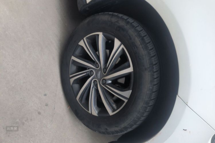 GEELY Vision X6 2020 car image #9