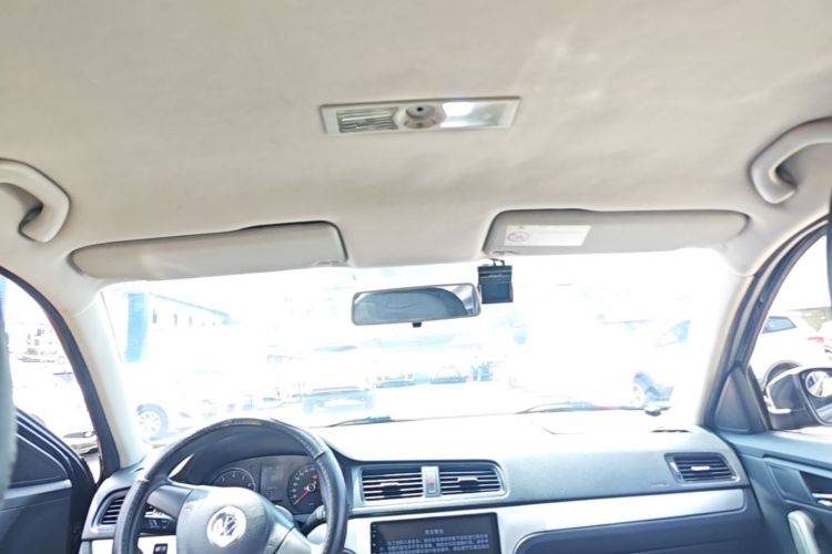 Volkswagen Lavida 2015 car image #20