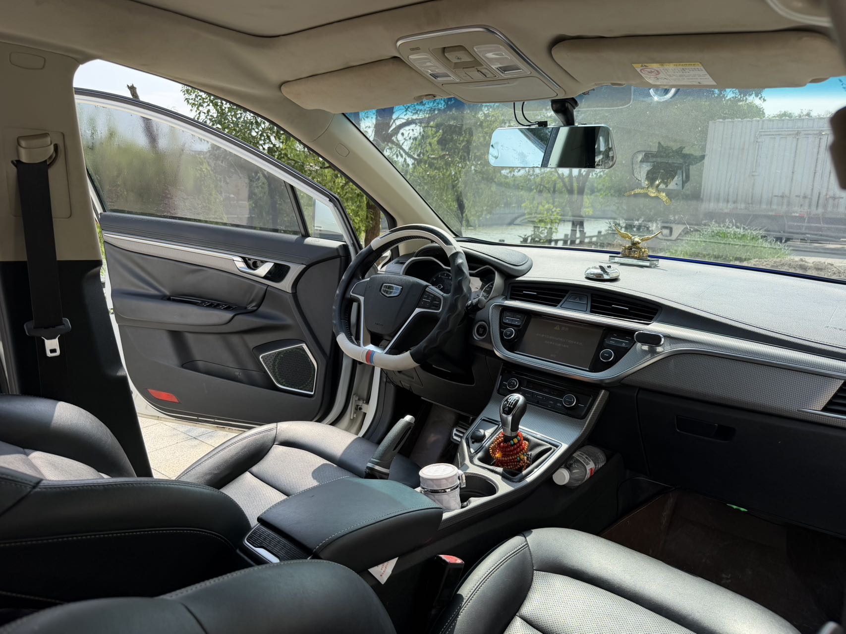 GEELY Emgrand GS 2016 صورة سيارة #6