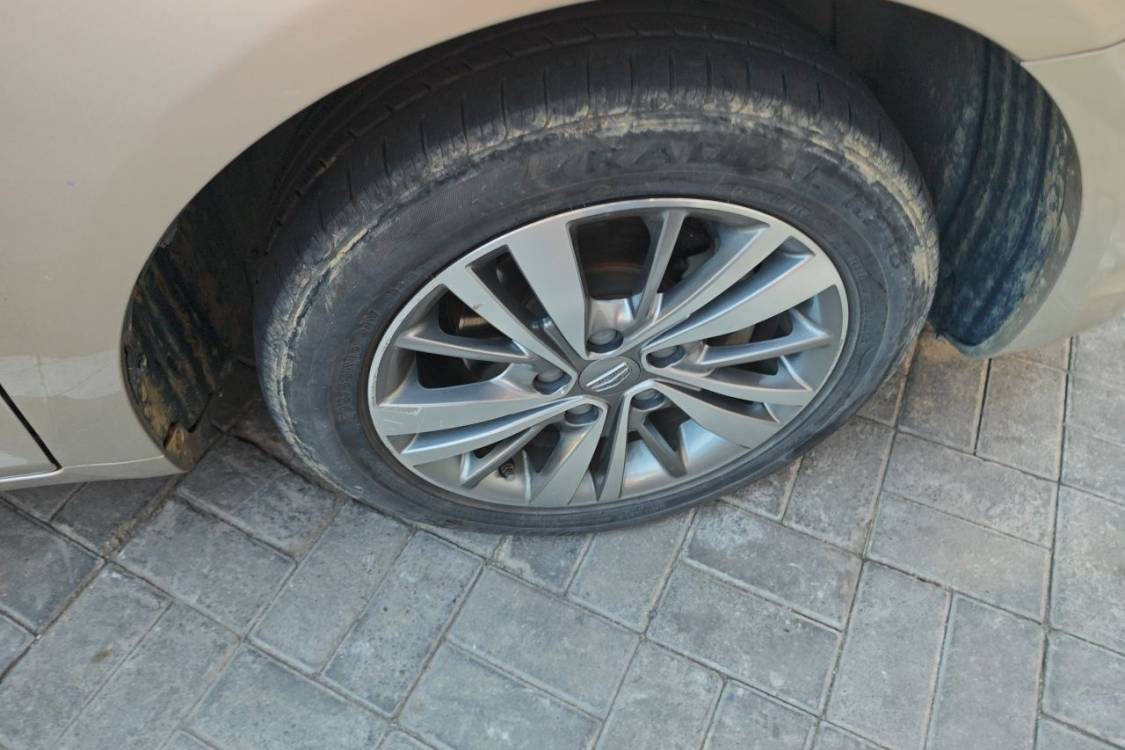 GEELY Emgrand 2018 #9 GEELY Emgrand 2018 car image #9