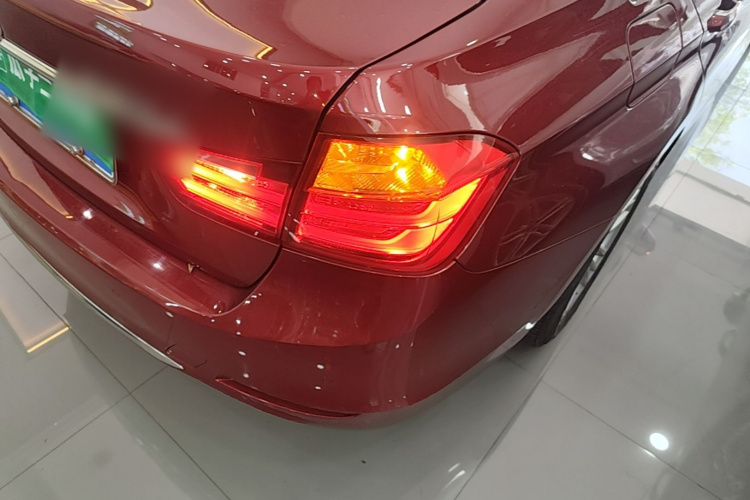 BMW 3 Series 2015 #8 BMW 3 Series 2015 car image #8
