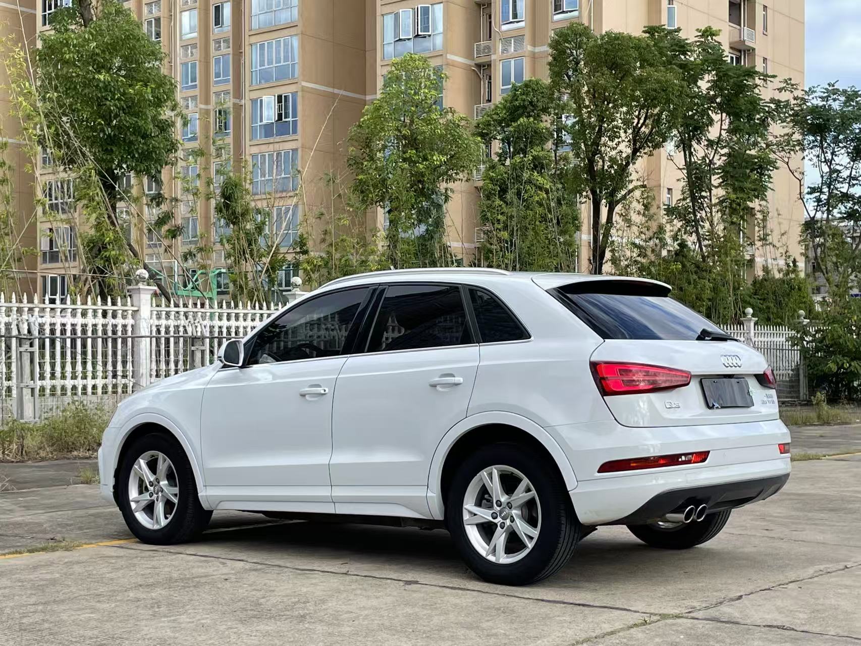 Audi Q3 2018 #6 Audi Q3 2018 car image #6