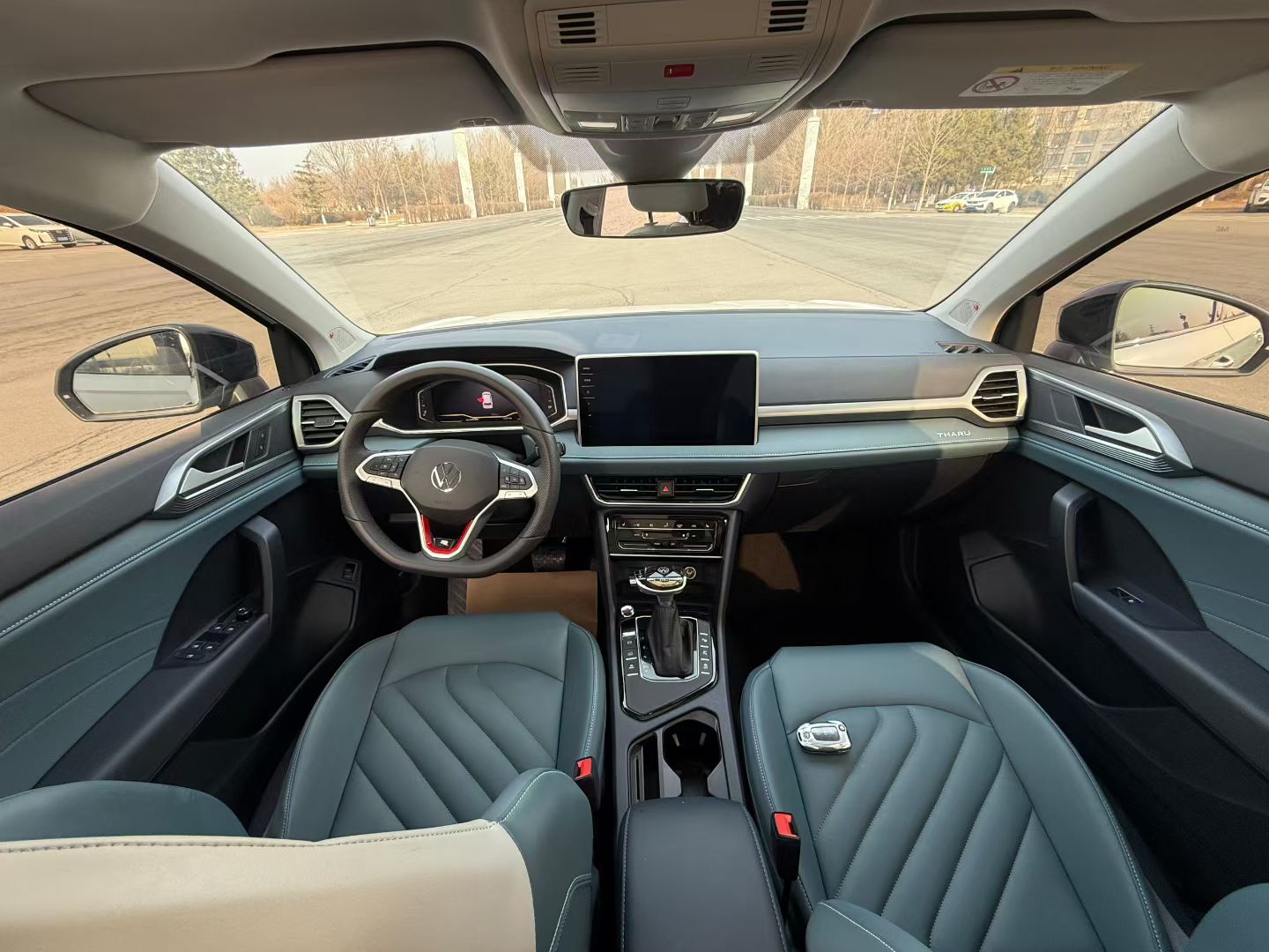 Volkswagen Tharu 2024 imagen de coche #6