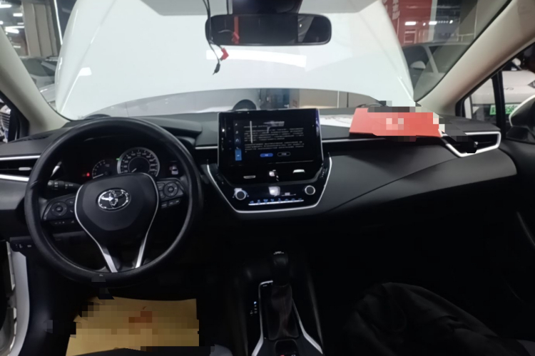 Toyota Corolla 2023 car image #18