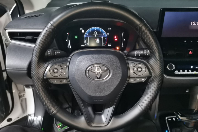 Toyota Corolla Cross 2023 car image #11