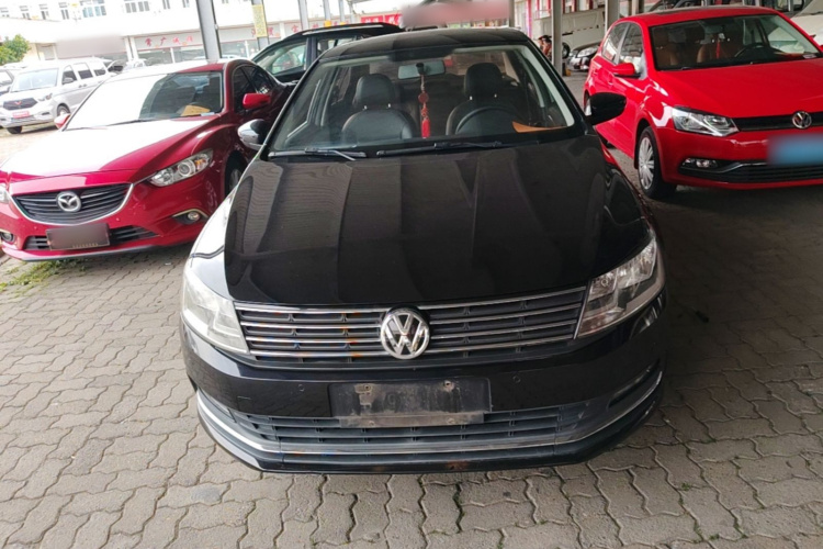 Volkswagen Lavida 2015 car image #3