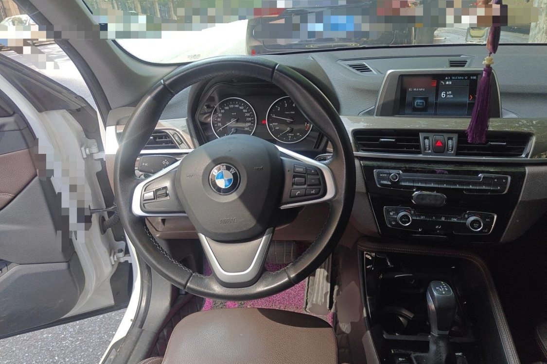 BMW X1 2018 #24 BMW X1 2018 car image #24