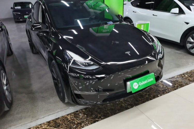 Tesla Model Y 2021 #4 Tesla Model Y 2021 car image #4