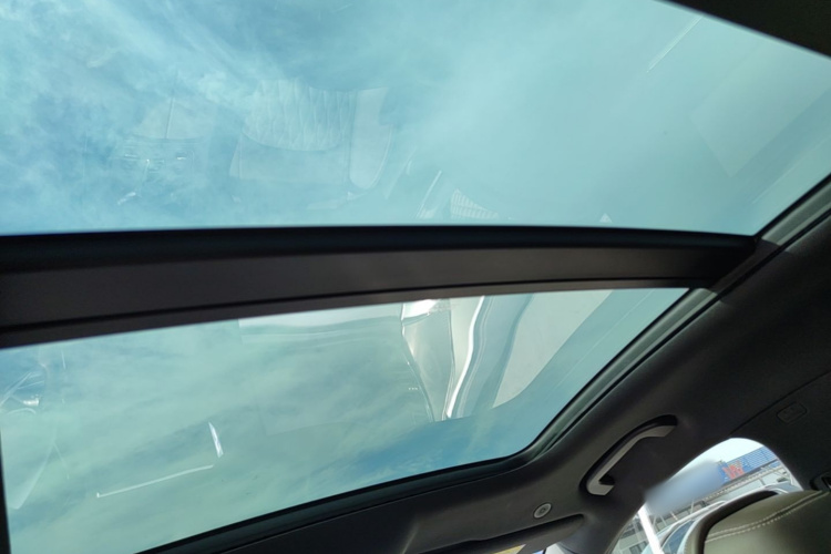 BYD Han 2024 car image #20
