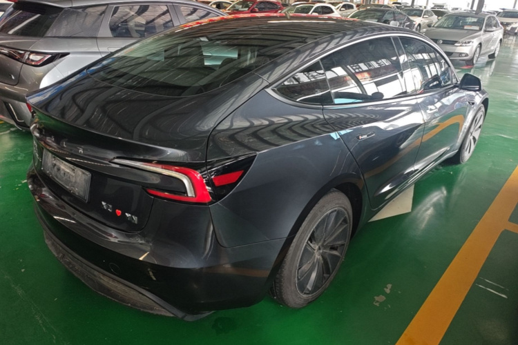 Tesla Model 3 2024 #7 Tesla Model 3 2024 car image #7