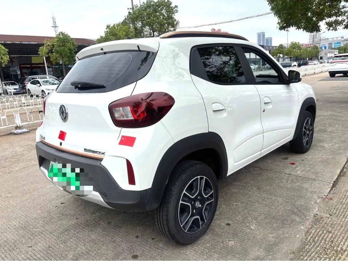 2024 car image #6