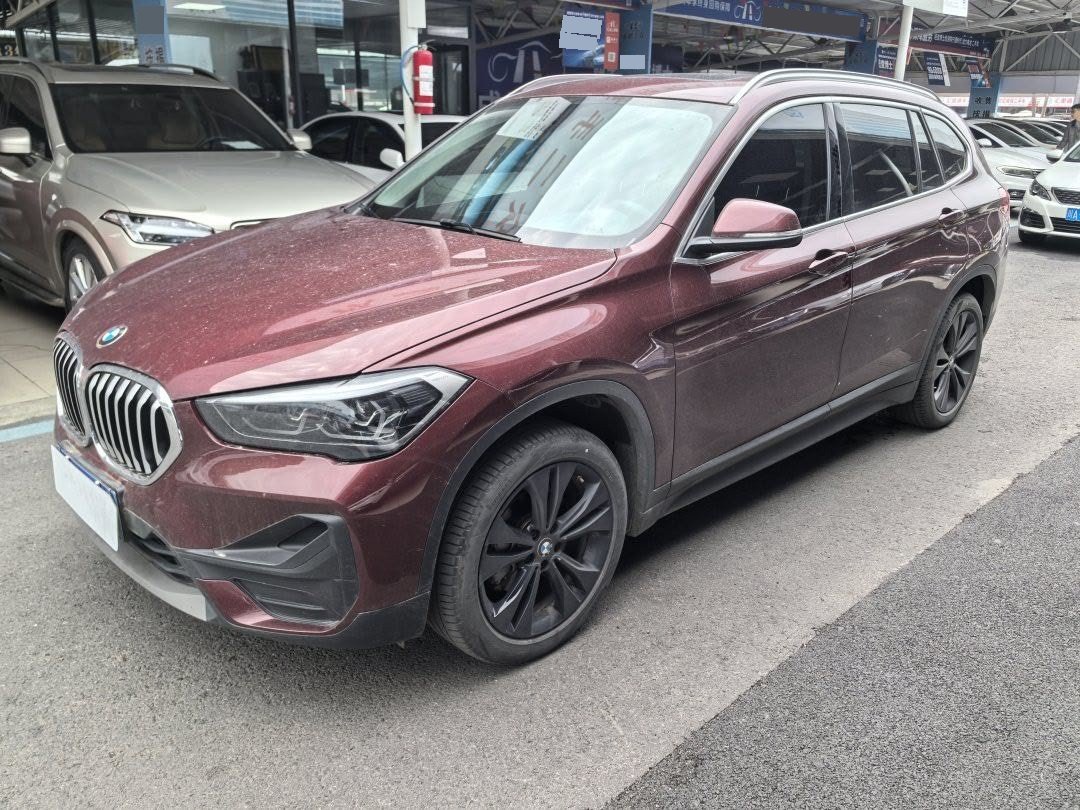 BMW X1 2020 BMW X1 2020 car image