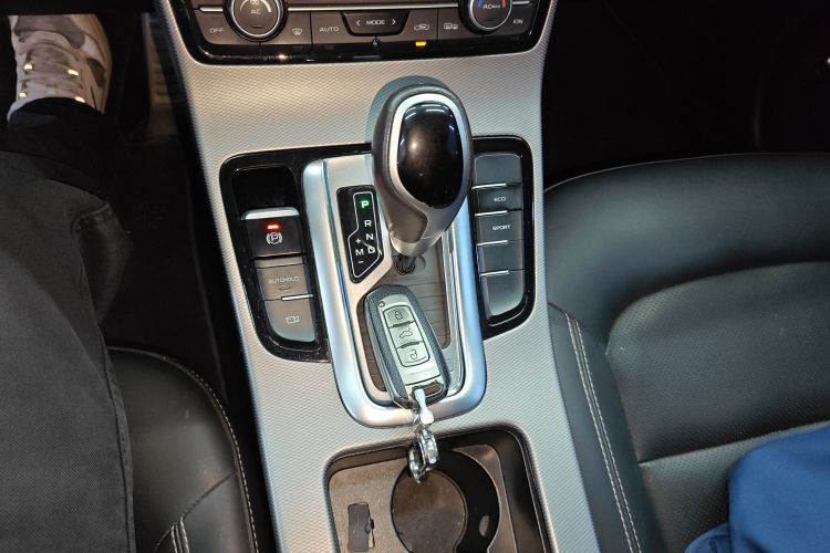 GEELY Emgrand GS 2019 #14 GEELY Emgrand GS 2019 car image #14