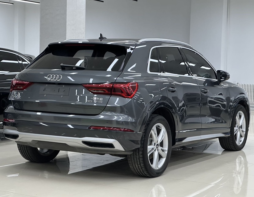 Audi Q3 2023 #2 Audi Q3 2023 car image #2