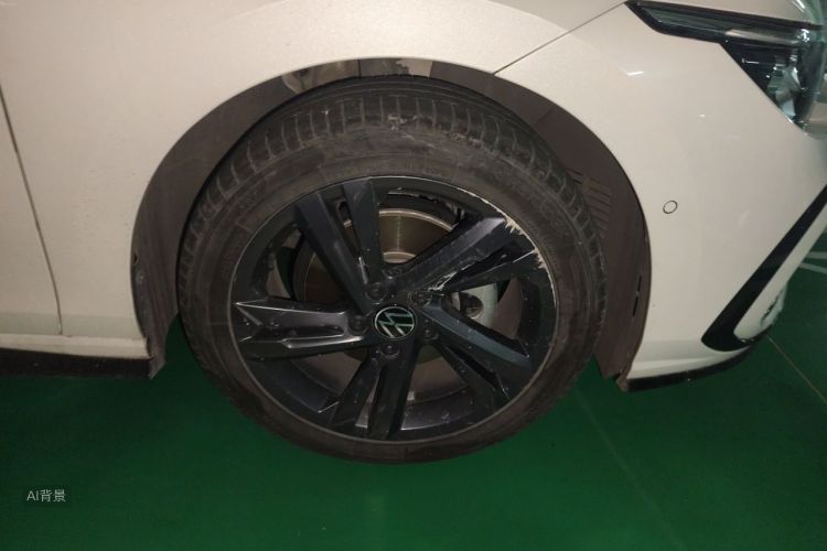 Volkswagen Golf 2022 car image #9