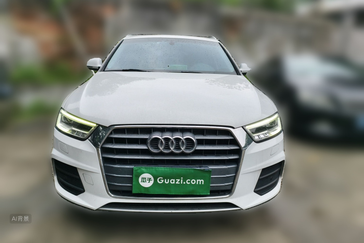Audi Q3 2018 car image #3