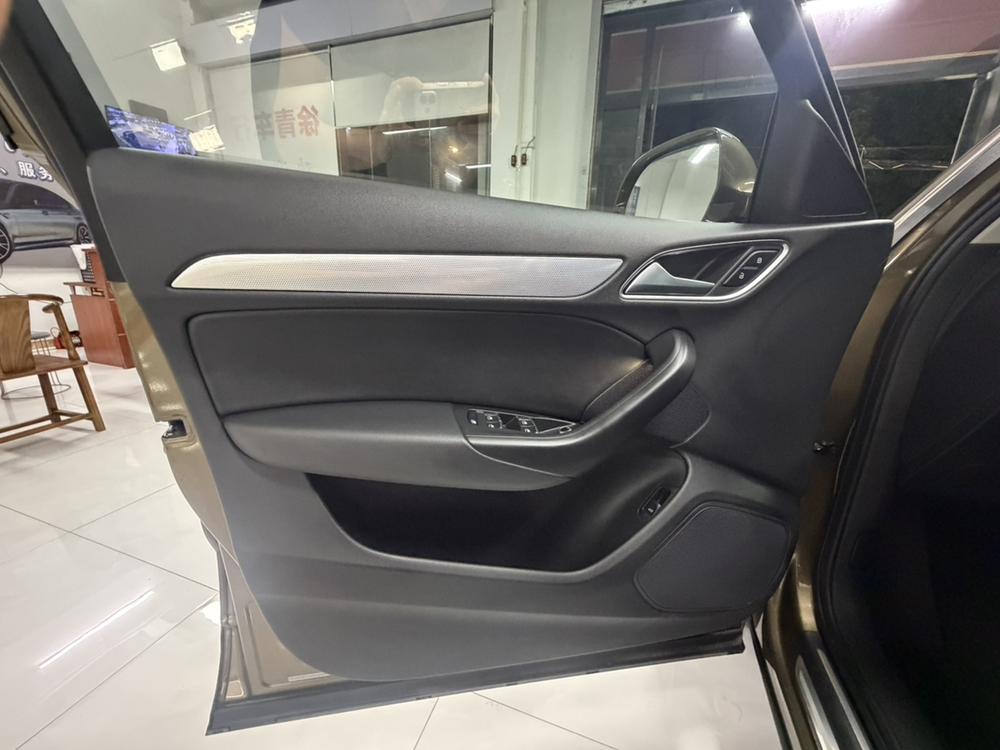 Audi Q3 2016 #27 Audi Q3 2016 car image #27