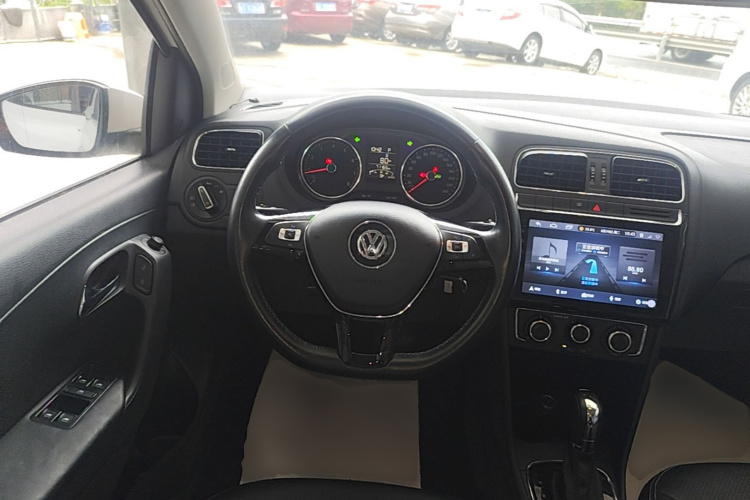 Volkswagen Polo 2017 #15 Volkswagen Polo 2017 car image #15