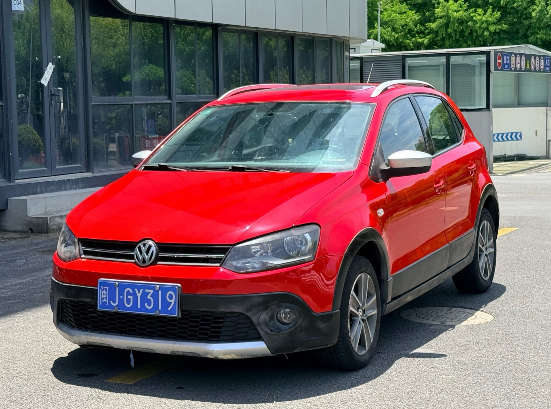 Volkswagen Polo 2013 car image 