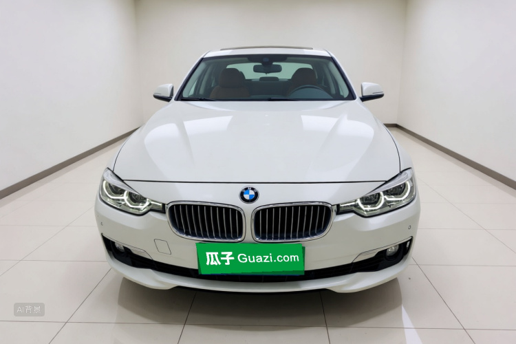BMW 3 Series 2019 car image #3