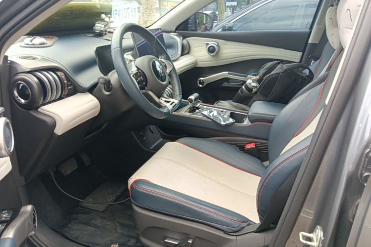 BYD Yuan Plus 2023 изображение автомобиля #15